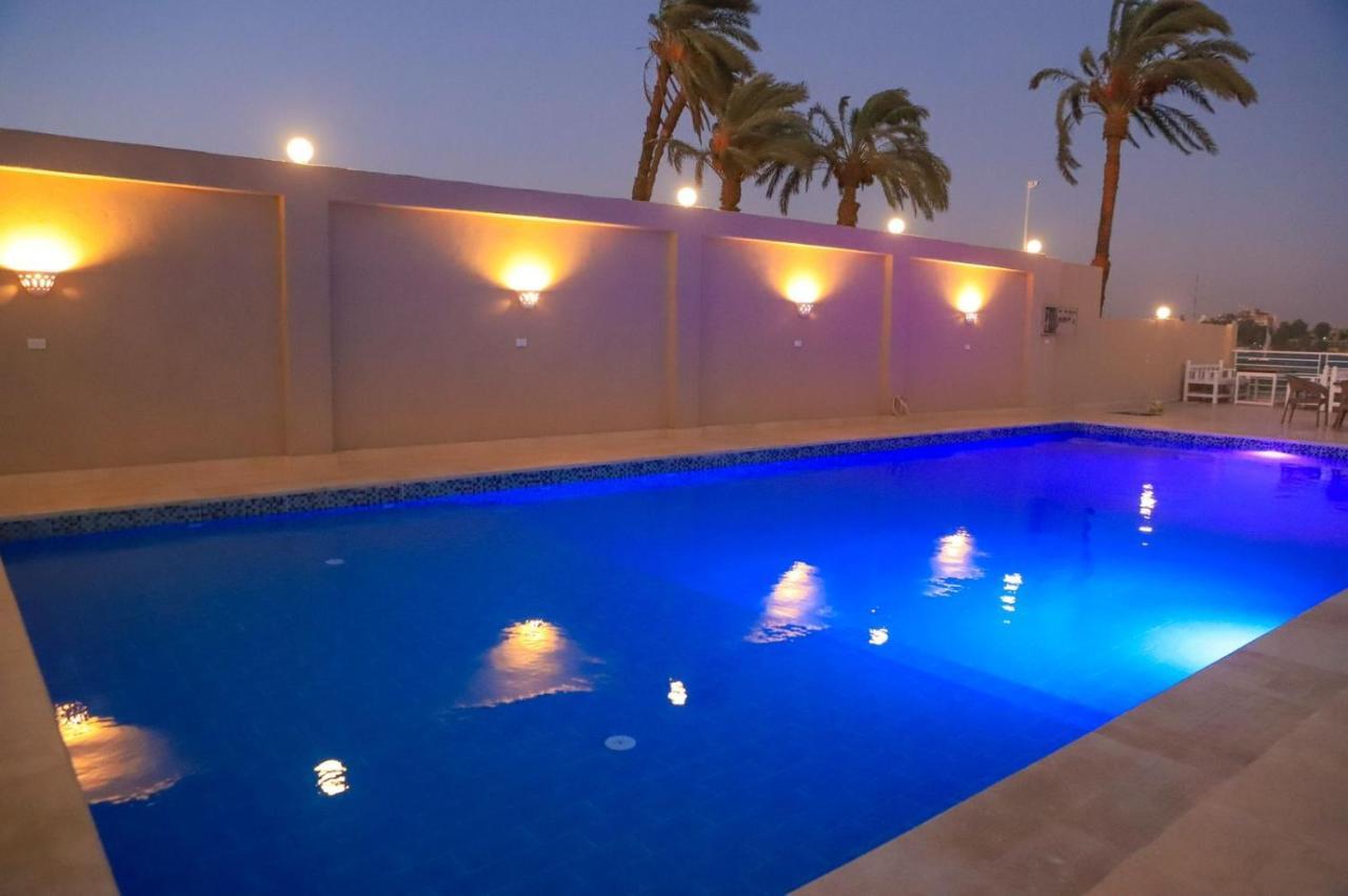 Royal Nile Villa - Pool View Apartment 1 Luxor Exteriör bild