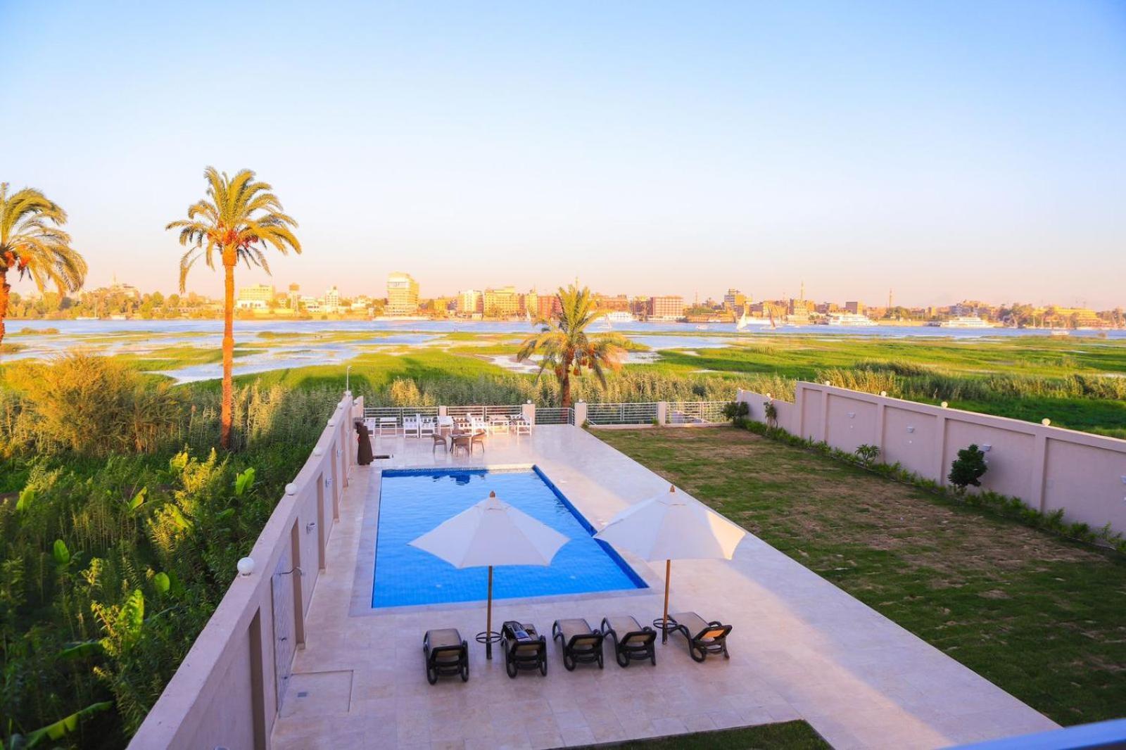 Royal Nile Villa - Pool View Apartment 1 Luxor Exteriör bild